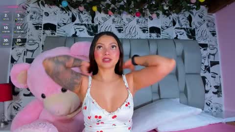 Snapshot of lucyrosse_ chatting on 12/01/25, 11:15 Lucy online show from 12/01/25, 11:15