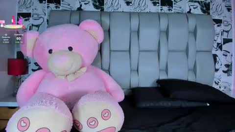 Snapshot of lucyrosse_ chatting on 12/16/25, 11:15 Lucy online show from 12/16/25, 11:15