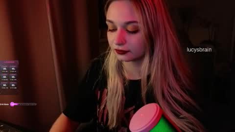 Lucy online show from 10/01/25, 07:42