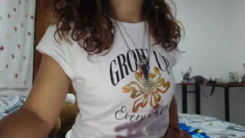 I am Luciana Martin... Welcome in my room online show from 06/16/26, 10:45