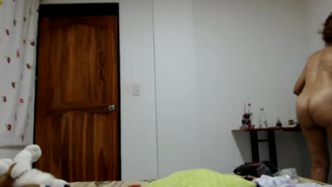I am Luciana Martin... Welcome in my room online show from 07/20/26, 12:03