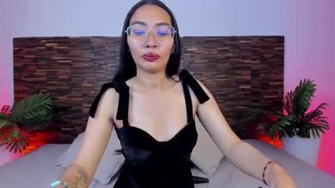 Lucy Liiu online show from 06/25/26, 08:24