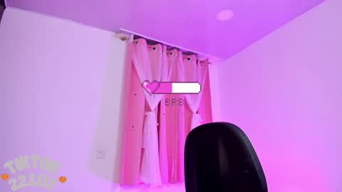 LUCYY FROM HOME  online show from 12/19/24, 05:18