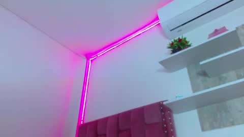 LUCY online show from 02/09/25, 06:05