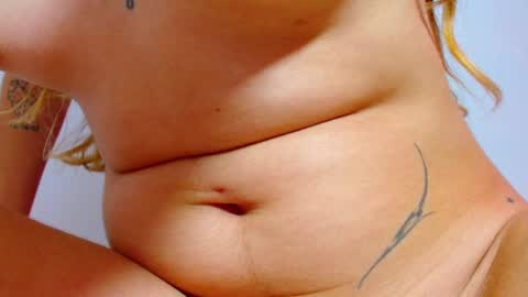 LUCY online show from 03/02/25, 01:36