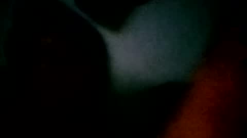 Snapshot of luenvargas chatting on 10/27/25, 03:54 luenvargas online show from 10/27/25, 03:54