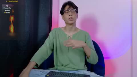 Lui online show from 05/18/26, 04:07