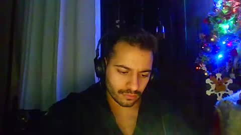 luigi281996 online show from 12/31/24, 01:57