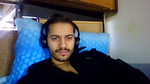 luigi281996 online show from 12/31/24, 01:19