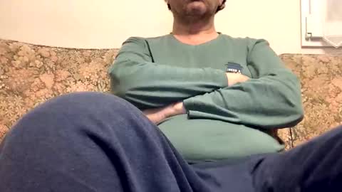 Luis online show from 05/17/26, 08:49