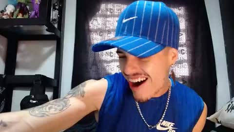 Luis AS online show from 11/12/25, 01:55