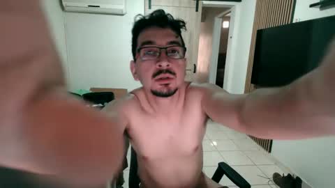 Snapshot of luis_flr chatting on 10/06/25, 03:20 luis_flr online show from 10/06/25, 03:20