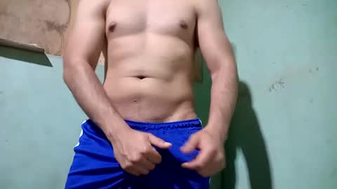 Snapshot of luis_hunk chatting on 10/29/25, 08:49 Andrew online show from 10/29/25, 08:49