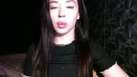 luisa lovedom online show from 05/09/26, 05:07