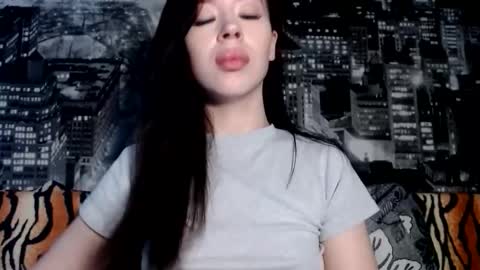 luisa lovedom online show from 06/11/26, 10:57