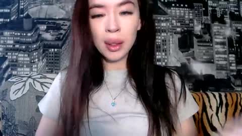 luisa lovedom online show from 06/22/26, 07:05