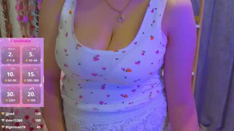 Snapshot of luisa_rosee chatting on 11/14/25, 09:24 Luisa Rosee online show from 11/14/25, 09:24