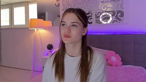 LuisaClover online show from 05/30/26, 12:24