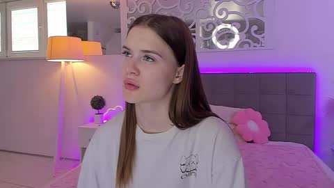 LuisaClover online show from 06/06/26, 12:21