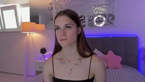 LuisaClover online show from 06/29/26, 12:16