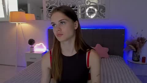 LuisaClover online show from 07/28/26, 12:48