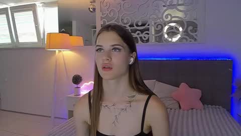 LuisaClover online show from 07/30/26, 12:26