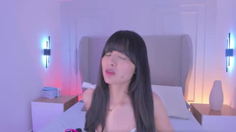 Snapshot of luisah_ chatting on 11/03/25, 08:21 L U I S A online show from 11/03/25, 08:21