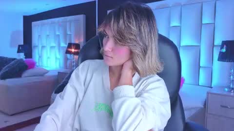 Luisa  online show from 07/28/26, 02:13