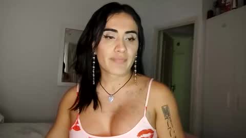 Luisa Monsters online show from 09/27/25, 01:43