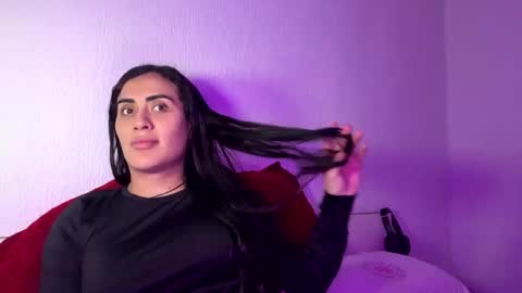 Luisa Monsters online show from 11/19/25, 09:37