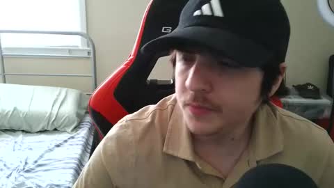 Snapshot of luisdiaztube chatting on 05/07/26, 07:30 Luisdiaztube online show from 05/07/26, 07:30