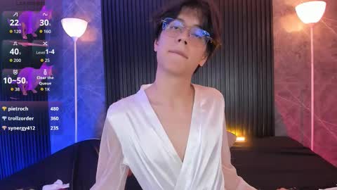 luixdust1 online show from 11/16/25, 10:59