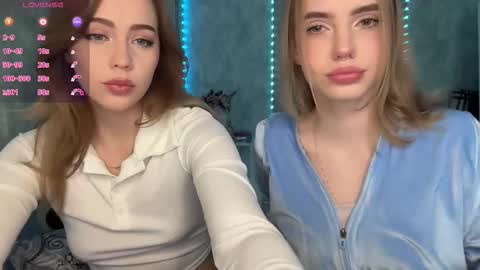 Snapshot of luiza012 chatting on 10/15/25, 09:31 Lizzy online show from 10/15/25, 09:31