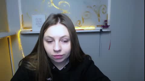 Luiza online show from 01/21/25, 07:37