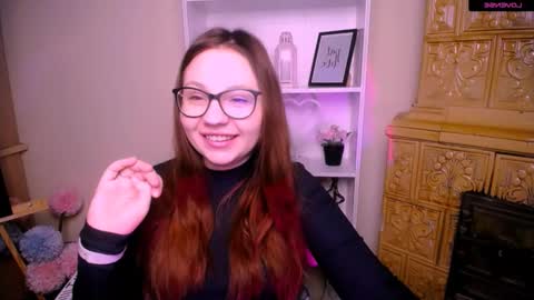 Snapshot of luizaheems_ chatting on 12/17/25, 05:46 Luiza online show from 12/17/25, 05:46