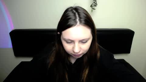 Snapshot of luizaheems_ chatting on 03/31/26, 06:47 Luiza online show from 03/31/26, 06:47
