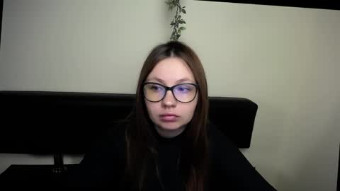 Snapshot of luizaheems_ chatting on 04/06/26, 06:25 Luiza online show from 04/06/26, 06:25