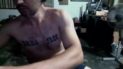 Snapshot of lujara chatting on 04/01/26, 06:25 Lu online show from 04/01/26, 06:25