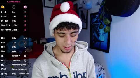 Snapshot of lukas_cum chatting on 12/02/25, 02:50 lukas online show from 12/02/25, 02:50