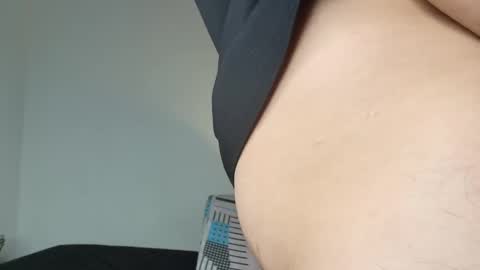 Snapshot of lukashollow chatting on 02/27/25, 12:54 lukas 3 online show from 02/27/25, 12:54