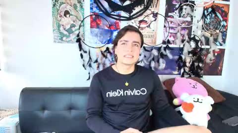 Snapshot of lukashollow chatting on 10/13/25, 01:44 lukas 3 online show from 10/13/25, 01:44