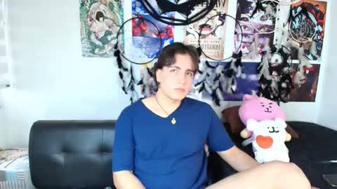 Snapshot of lukashollow chatting on 10/15/25, 07:03 lukas 3 online show from 10/15/25, 07:03