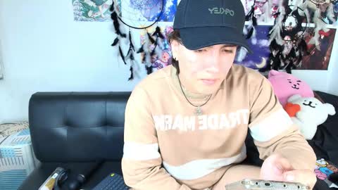 Snapshot of lukashollow chatting on 10/26/25, 01:55 lukas 3 online show from 10/26/25, 01:55