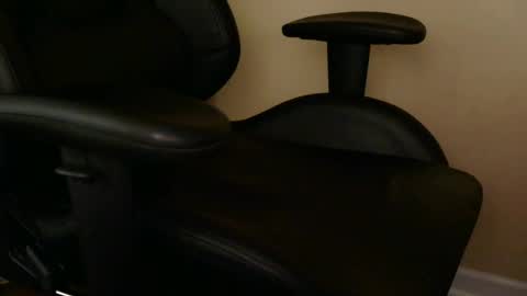 luke7711 online show from 06/17/26, 03:13