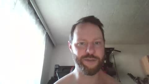 Snapshot of luke91_t chatting on 10/03/25, 02:47 luke91_t online show from 10/03/25, 02:47