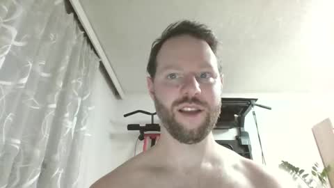 Snapshot of luke91_t chatting on 01/19/26, 04:00 luke91_t online show from 01/19/26, 04:00