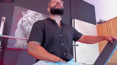 LUKE online show from 11/02/25, 11:12