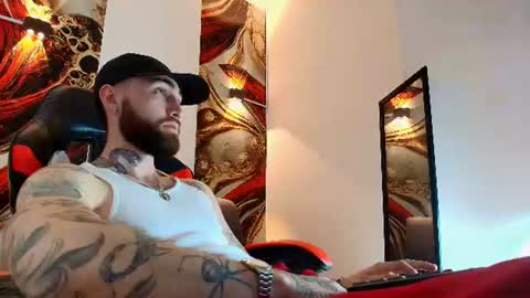LUKE online show from 07/11/26, 01:14