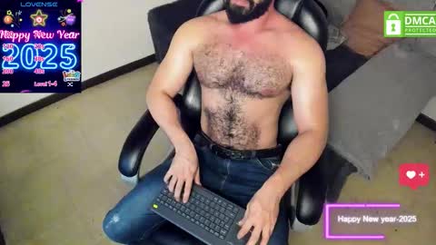 Snapshot of luke_diaz7 chatting on 12/18/25, 02:06 luke diaz7 online show from 12/18/25, 02:06