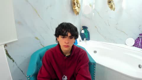 Snapshot of luke_howland chatting on 12/07/24, 12:24 Luke online show from 12/07/24, 12:24